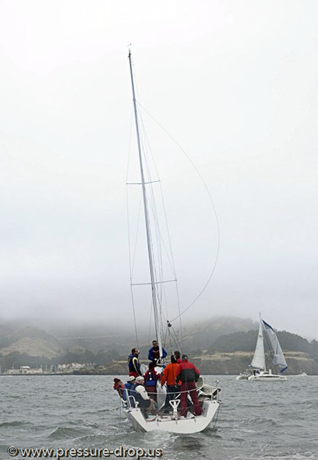 Family Hour - Silver Eagle Long Distance inside the Bay race 2011 © Erik Simonson/ pressure-drop.us http://www.pressure-drop.us